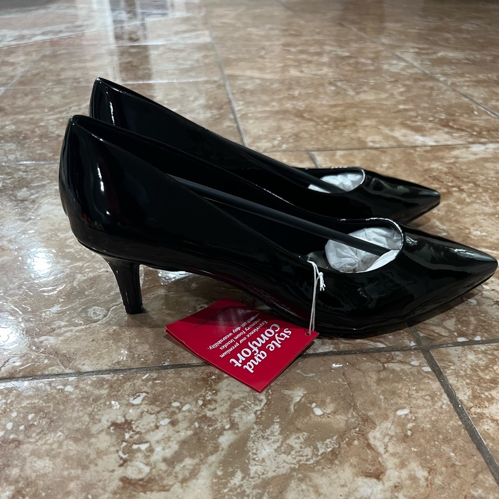 DexFlex Comfort JEANNE Black Patent Heels - Womens Size 8.5